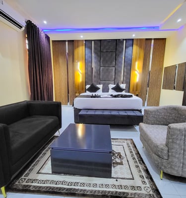 Cozy guest room featuring state-of-the-art interior furniture.