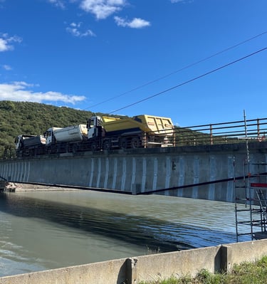 epreuves de chargement apres travaux de renforcement structurel sur un pont du canal d'Oraison