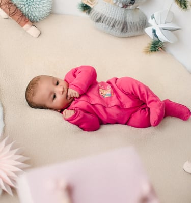 Wonderpose Photography. Newborn Photography. Pink dress