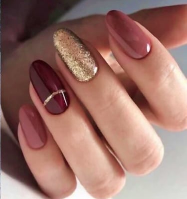 Nail art and manicure services Salon Perimeter