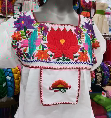 Jalisco folklorico dress handmade in Mexico Tradiciones Norma Phoenix AZ