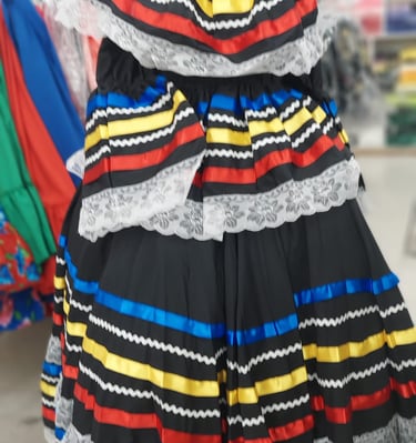 Tradiciones Norma Phoenix AZ - Jalisco folkloric dresses custom made to order in Mexico