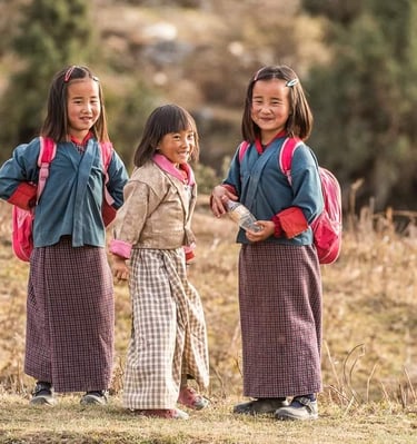 Bhutanese_School_Going_Children_at_Pjobjikha_Valley_Western_Bhutan