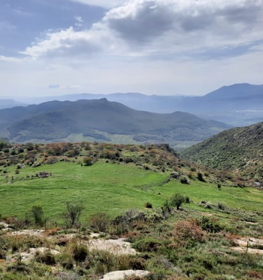 Vistas hacia Carcabuey y Priego desde el Navazuelo
