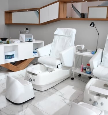 Studio para la belleza y cuidado de uñas. Manicura y Pedicura en un lugar confortable