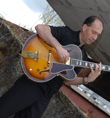 Parc Ahuntsic - Reno De Stefano Jazz Guitarist