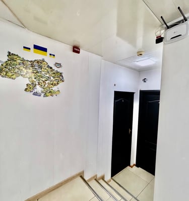 Hostel Cozzydine corridor
