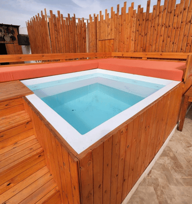 mini piscine en bois