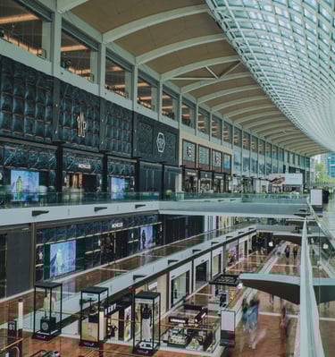 Singapore Marina Bay Sands Shoppes in slow motion