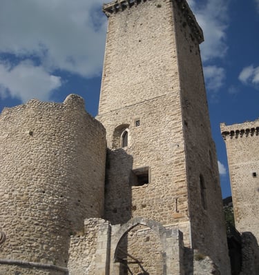 Pacentro (AQ) Il castello più antico d'Abruzzo
