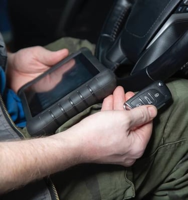 Chiavi perse macchina, chiavi perse auto, chiave persa macchina, duplicazione chiave auto busto