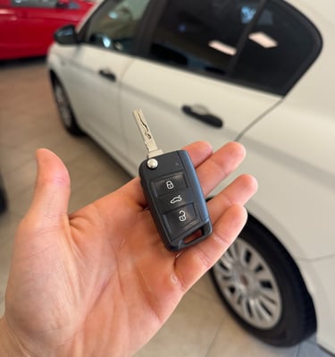 Seconda chiave con telecomando della macchina a castano primo 