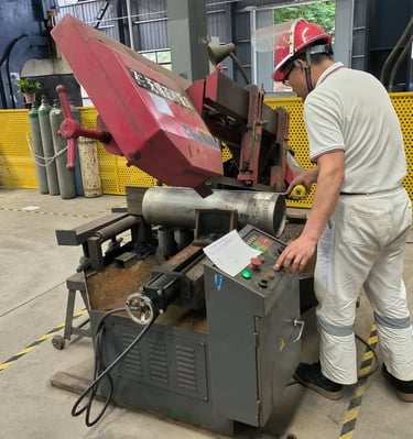 PMI Piping cutting pipes 