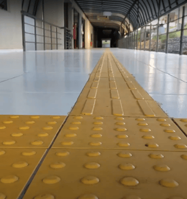 Piso Tátil PVC amarelo