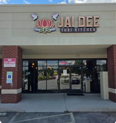 Daytime view on Jai Dee Thai Kitchen in Knoxville, Tennessee