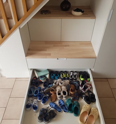 Agencement sous escalier