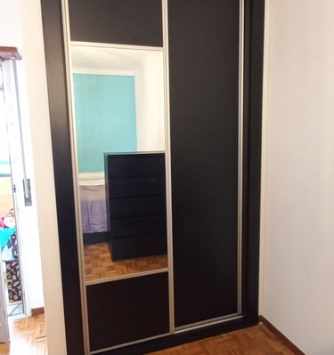 Roupeiros Pretos, Portas de correr em Preto, Roupeiros em Oeiras