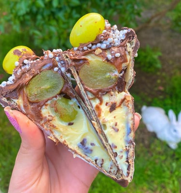 Cone recheado com uva