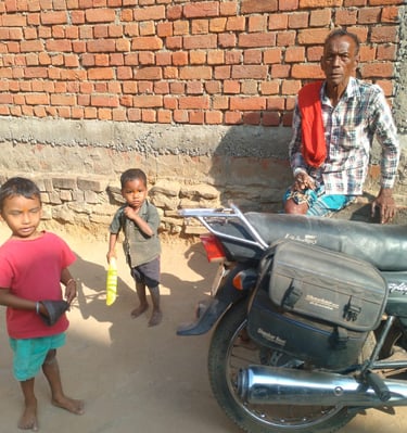 two child and a old man