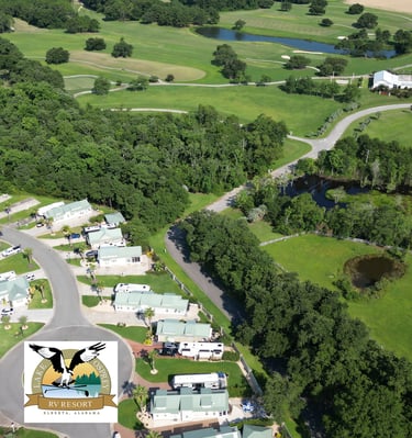Neighboring Golf Course: Tee off just steps away from the resort.
