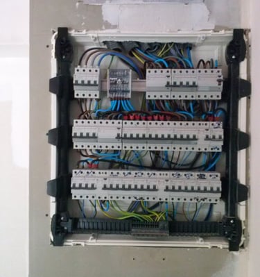 Cuadro electrico en oficinas