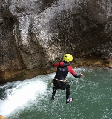 Saut au canyon familial de Rabou, canyon Ado, Serre-Ponçon, canyon enfants