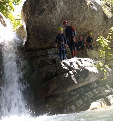 cascade et saut au canyon de Rabou, canyon enfants Serre-Ponçon