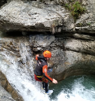 Tobbogan au canyon du Fournel, canyon ludique Durance Serre-Ponçon, Savines, Embrun, Guillestre