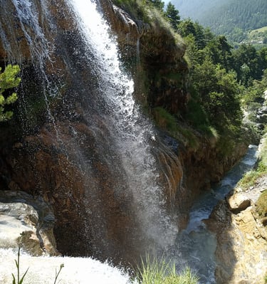 Cascades au canyon de la Blache, Serre-Ponçon, Savines, Embrun, Chorges