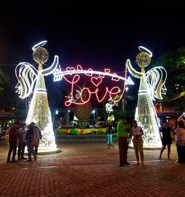 angeles gigantes navideños