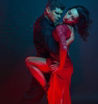 Sensual Tango pose by Adrian Veredice & Alejandra Hobert. Studio photo by Machado Cicala