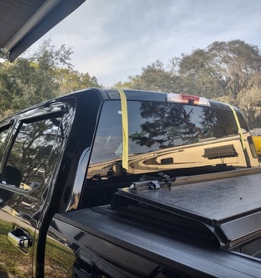 rear auto glass windshield replacement