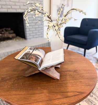 details coffee table staging house