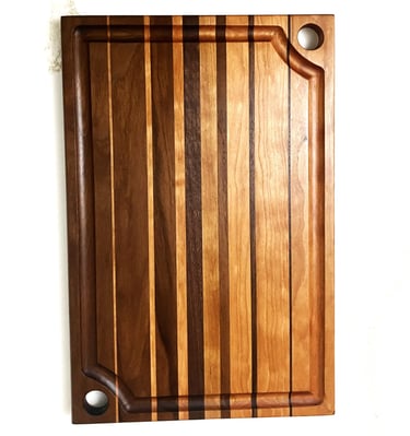 Wooden Cutting Board, Chesse Board, Charcuterie Board. Black walnut and Cherry Hardwoods. (Hardwood,
