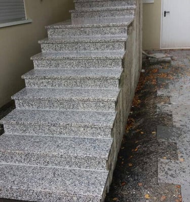 Aussentreppe Fliesen in Alzenau – Fliesenverlegung durch Kißenbeck