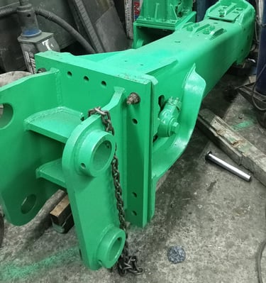 Martillo hidráulico Montabert reacondicionado disponible venta