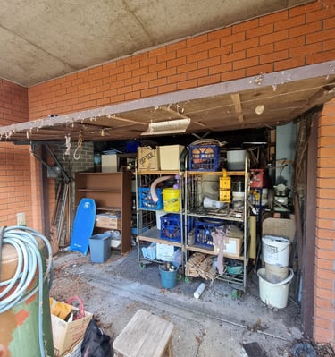 Turrumurra house rubbish clearing