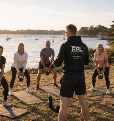 Séance outdoor RPL+ axée force, énergie et longévité dans le Golfe du Morbihan