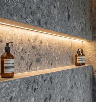 Fotorealistische 3D-Planung eines modernen Badezimmers mit Großformatfliesen für Bauherren in Mühldo