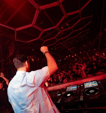 gate club paris best club paris table booking