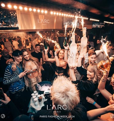 table booking club l'arc paris