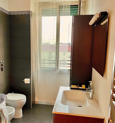 Bagno Sunny's House