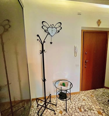 Entrata Sunny's House