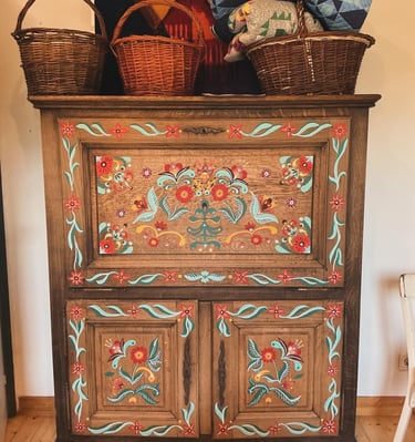 meuble secrétaire 50's bois peint bohème boho Fresh Fresque peinture personnalisée gîte Normandie