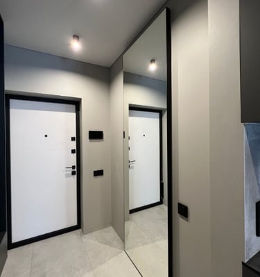 Drzwi przesuwne z lustro