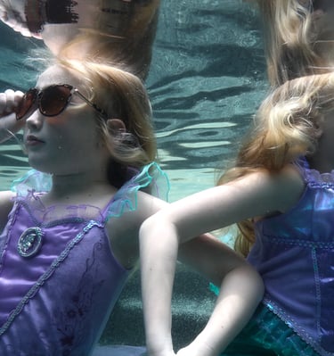 underwater photos of twins west palm beach 