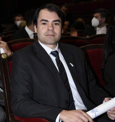 Dr. Vizcay Carlos Alberto