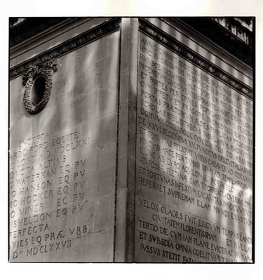 A monument on Fenchurch Street. Creator; Slawek Dejneka