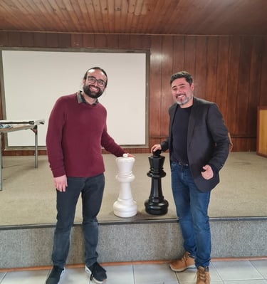 arbitro principal Guillermo Rios y asistente Felipe Vergara  