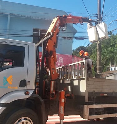Munck com Cesto Aéreo